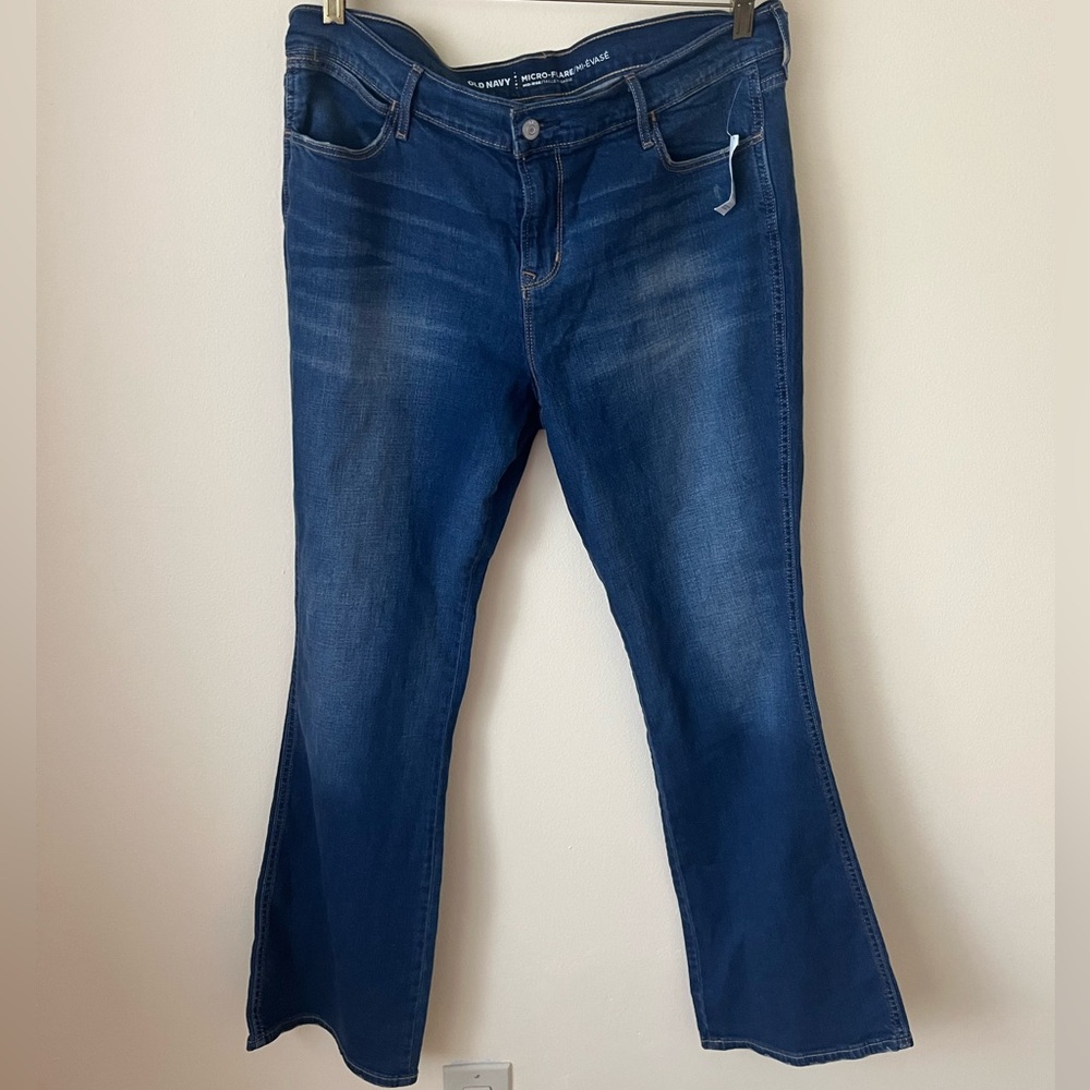 Old Navy Micro Flare Mid Rise Jeans Women’s 16 Petite